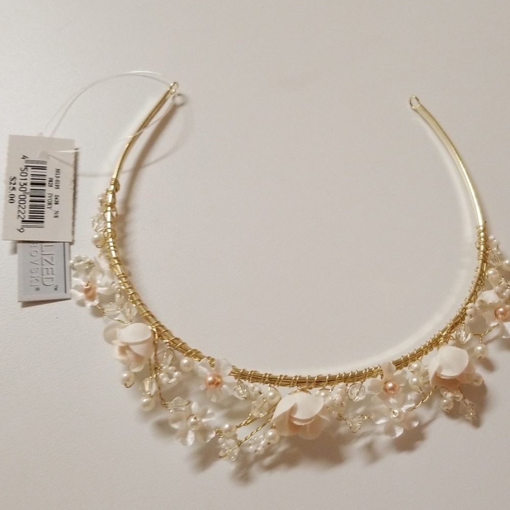 Flower girl accessories
